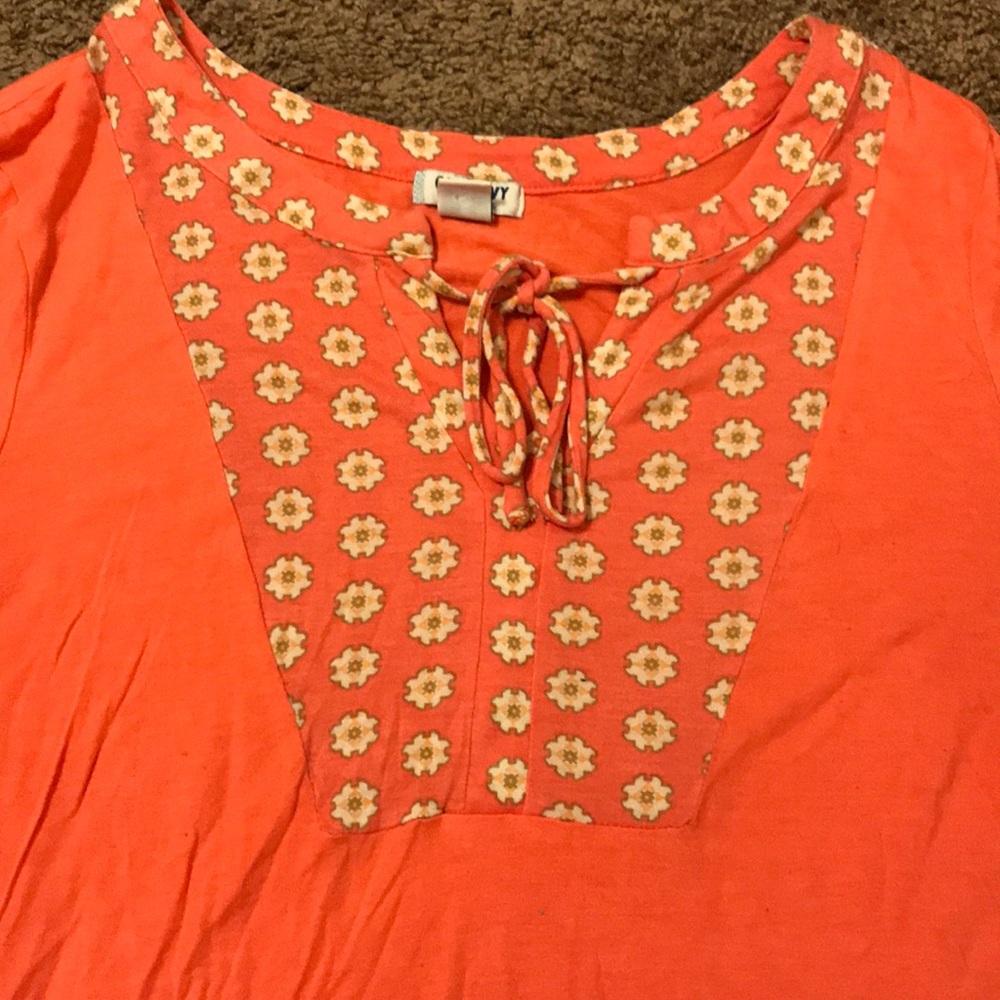 Simple shirt !!! - Picture 2 of 3